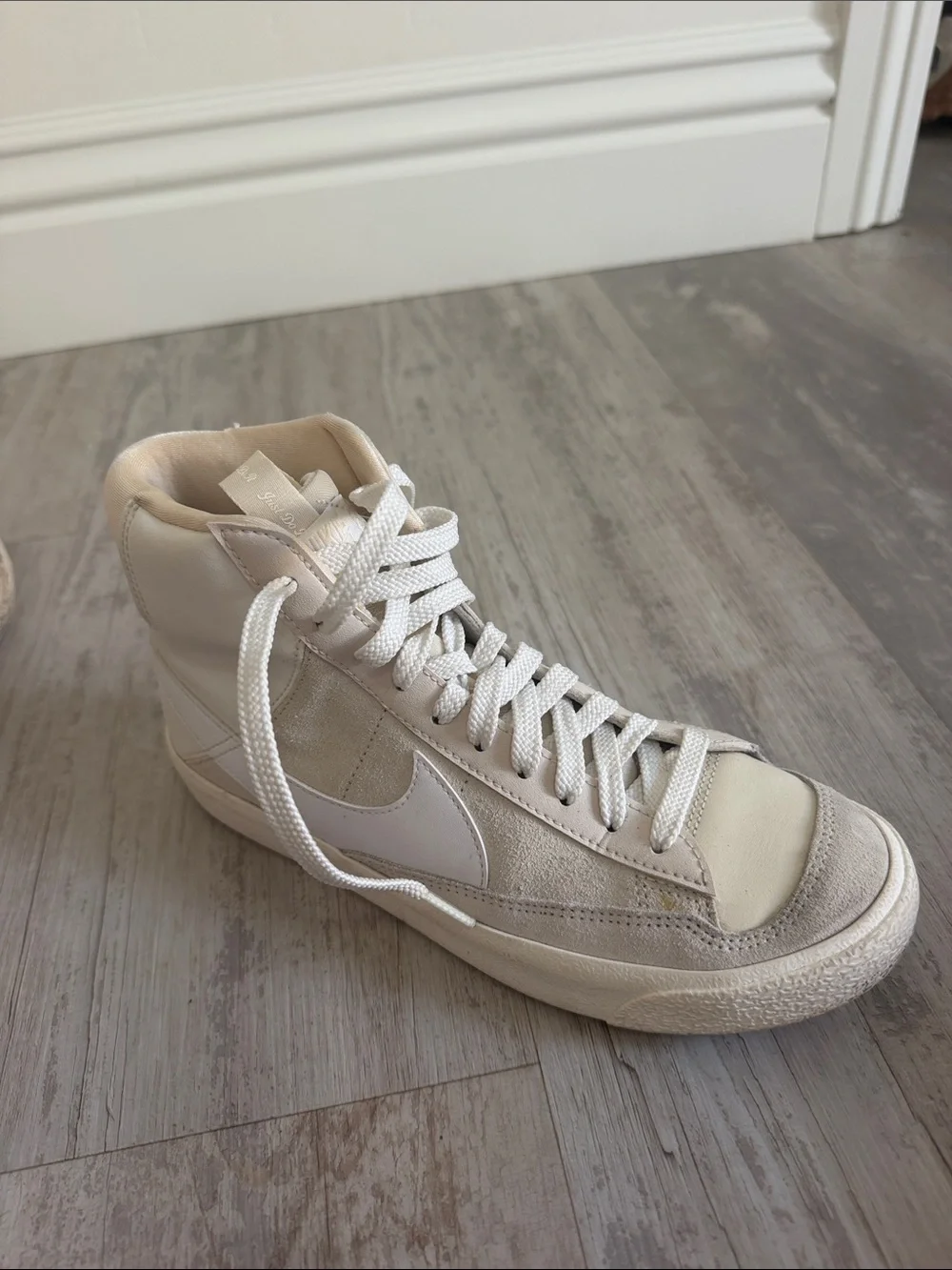 Nike Women's High-Top Sneakers in Off-White and Cream